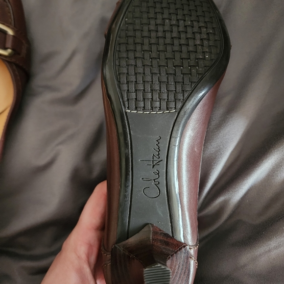 Women's Cole Haan Slip On Round Toe Buckle Brown 6.5 - Picture 7 of 12